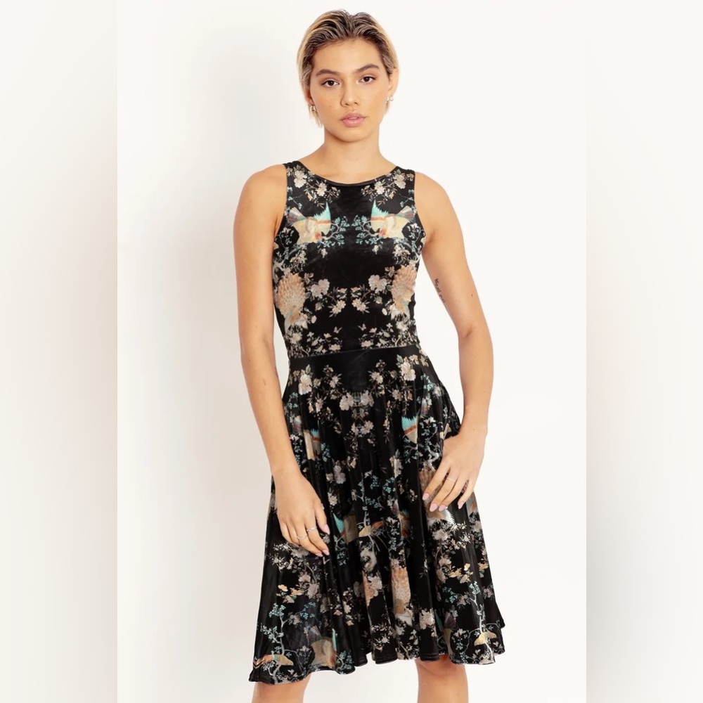 Coromandel Screen Velvet Princess Midi Dress, Blackmilk Size Small
